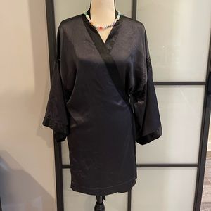 Victoria’s Secret Kimono robe XS